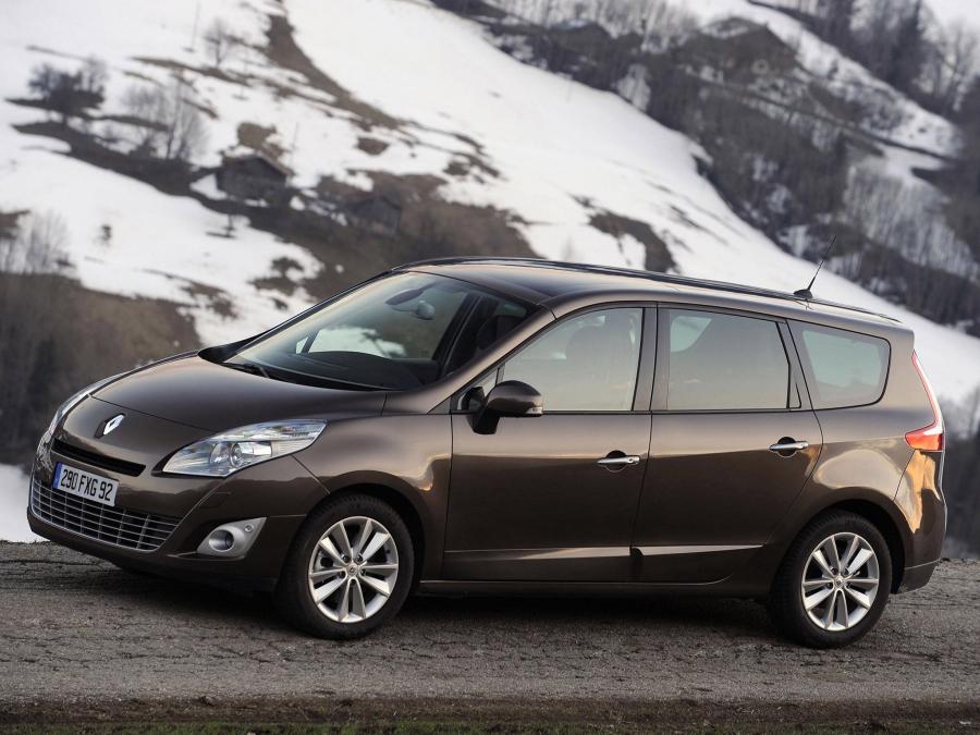  Renault Grand Scenic 2009 года  (фото 38 из 65)